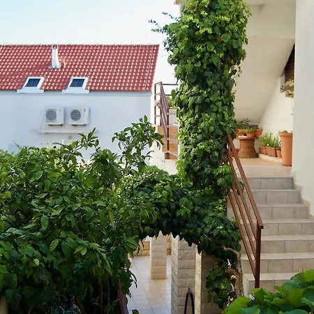 Petricevic Hvar Town